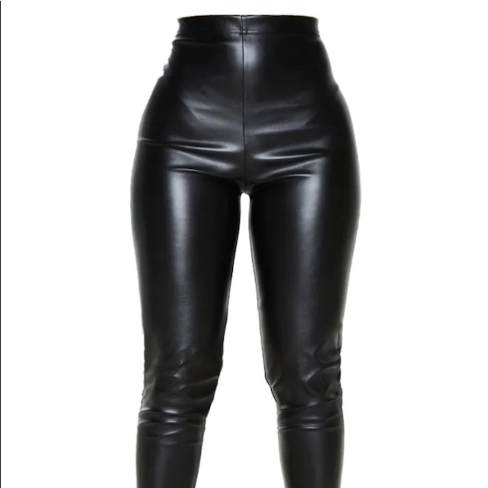 Black faux leather Leggings